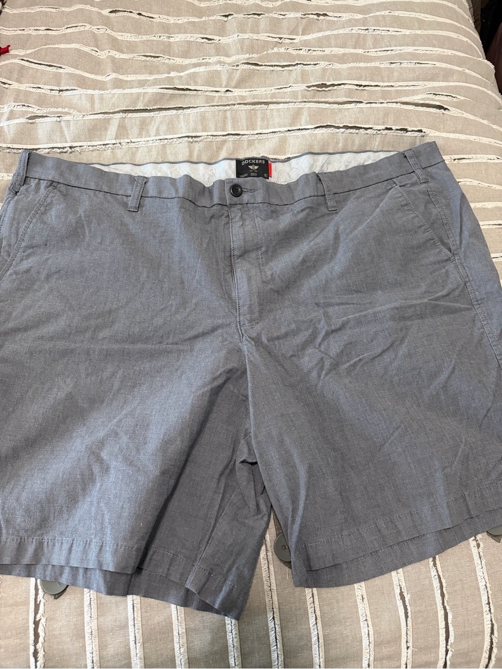 Dockers Men's Gray Flat-Front Chino Shorts